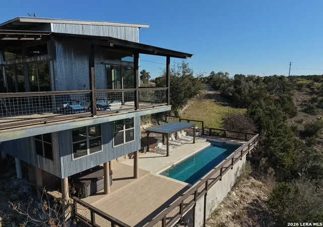 Photo 4 of Sale Pending at 2281 Village Oak, Canyon Lake, TX 78133 | MLS# 2003613 | Listing updated on 2026-10-10