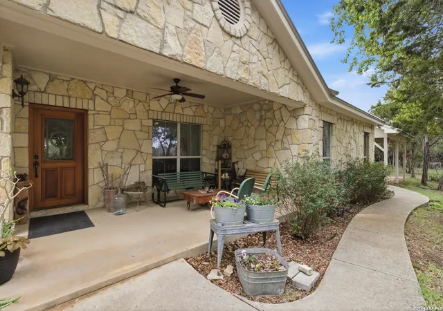 1st image of 707 Oakridge Ln, Pipe Creek, TX 78063 | MLS# 2003636
