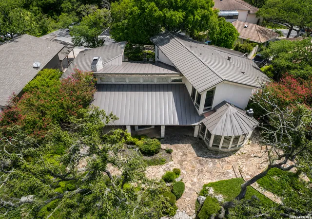 Photo 4 of Single family home for sale at 5401 Fredericksburg, San Antonio, TX 78229 | MLS# 2003644 | Listing updated on 2026-09-10