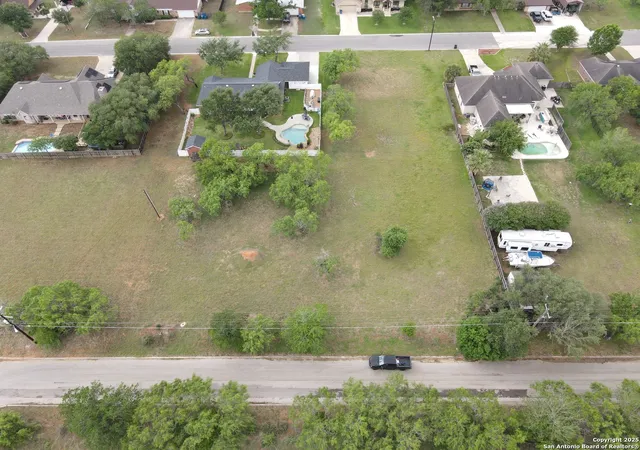 4th image of 331 Haverlah Rd, Pleasanton, TX 78064 | MLS# 2003646