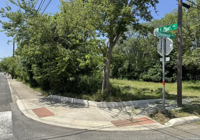 4th image of 306 S Plant Ave, Boerne, TX 78006 | MLS# 2003652