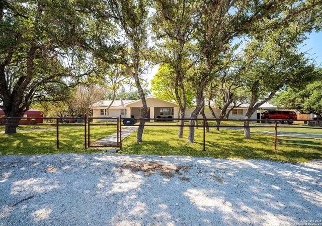 38th image of 1220 Inspiring View, Canyon Lake, TX 78133 | MLS# 2003658