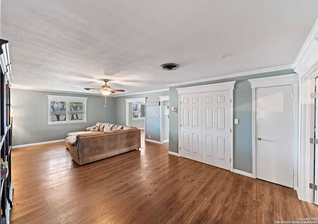 Photo 4 of Single family home for sale at 1220 Inspiring View, Canyon Lake, TX 78133 | MLS# 2003658 | Listing updated on 2026-10-13