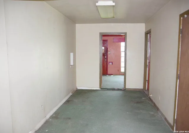 Photo 4 of Sale Pending at 103 Weizmann, San Antonio, TX 78212 | MLS# 2003661 | Listing updated on 2026-08-06