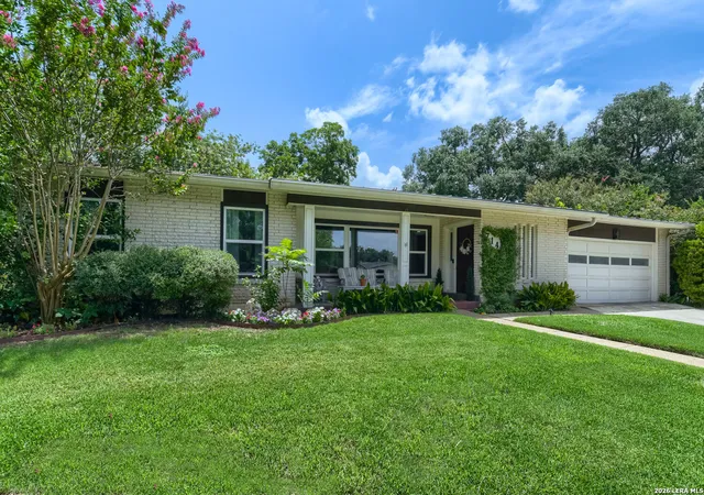 2nd image of 714 Larkwood Dr, San Antonio, TX 78209 | MLS# 2003673