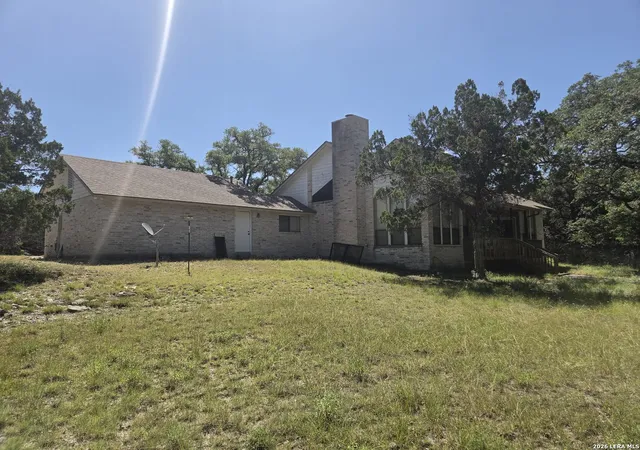 2nd image of 10170 Axis Cir, Boerne, TX 78006 | MLS# 2003693