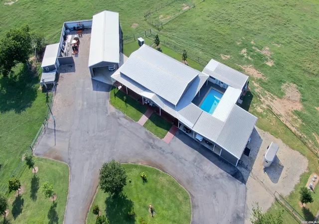 3rd image of 6653 Fm 539, Floresville, TX 78114 | MLS# 2003737