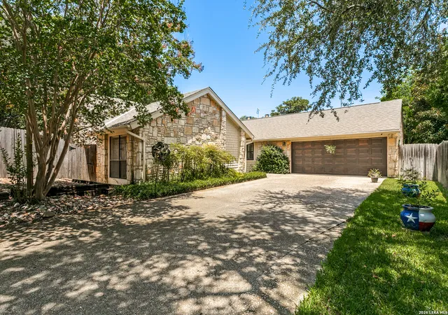 Photo 1 of Sale Pending at 11921 Rainwood Cv, San Antonio, TX 78213 | MLS# 2003738 | Listing updated on 2026-08-27