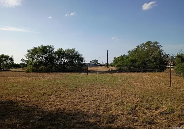 Photo 1 of Land for sale at 7461 Fm 462, Bigfoot, TX 78005 | MLS# 2003754 | Listing updated on 2026-08-11