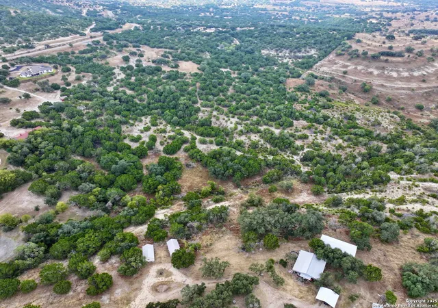 2nd image of 113 Shadow Valley Dr, Boerne, TX 78006 | MLS# 2003770