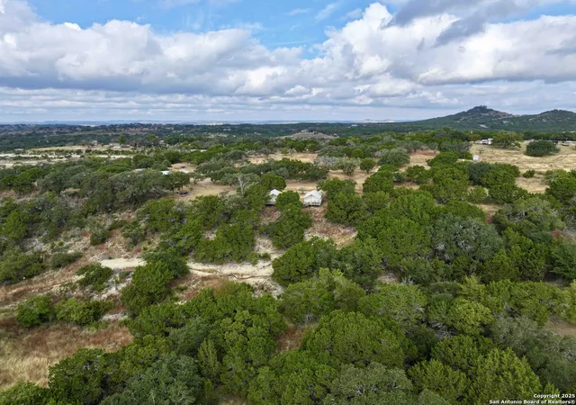 4th image of 113 Shadow Valley Dr, Boerne, TX 78006 | MLS# 2003770