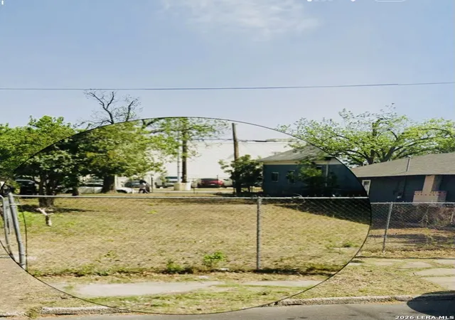 3rd image of 1507 E Crockett St, San Antonio, TX 78202 | MLS# 2003813