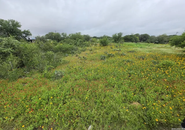 4th image of 30 Wild Bee Dr, Von Ormy, TX 78073 | MLS# 2003860