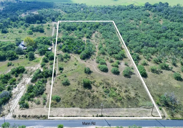 Photo 1 of Sale Pending at 980 Mann Rd, Poteet, TX 78065 | MLS# 2003865 | Listing updated on 2026-08-31