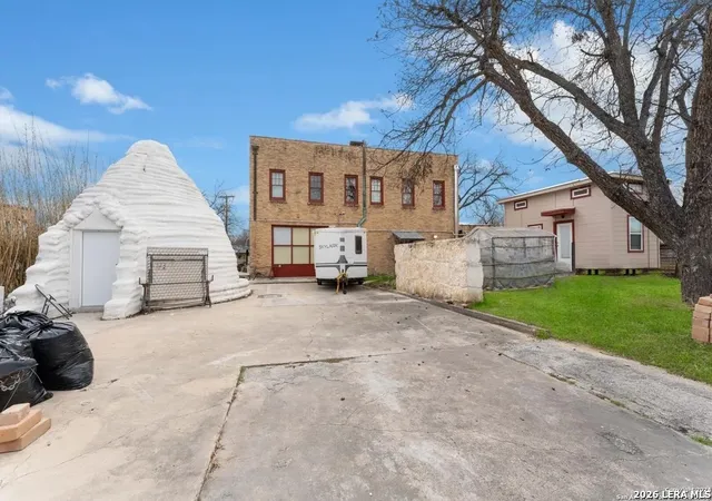 Photo 3 of Multi family home for sale at 2323 Buena Vista St, San Antonio, TX 78207 | MLS# 2003869 | Listing updated on 2026-08-08