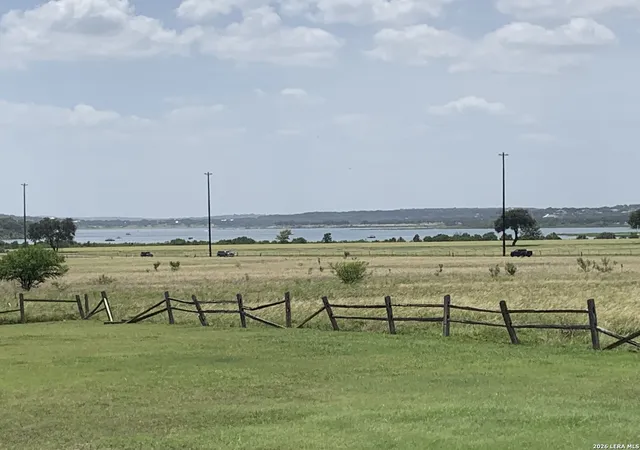 2nd image of 18035 Fm 306, Canyon Lake, TX 78133