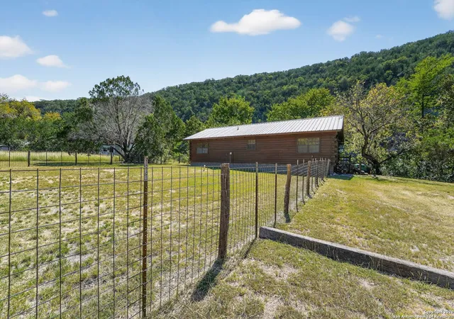 Photo 3 of Single family home for sale at 648 Bluffcreek Rd, Leakey, TX 78873 | MLS# 2003877 | Listing updated on 2026-08-08