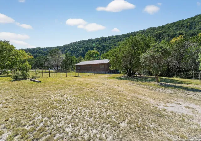 Photo 3 of Single family home for sale at 648 Bluffcreek Rd, Leakey, TX 78873 | MLS# 2003877 | Listing updated on 2026-08-08