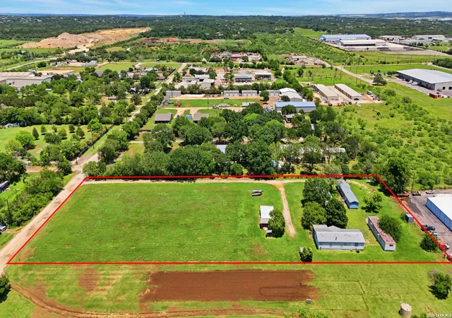 11th image of 7944 Jethro Ln, San Antonio, TX 78266 | MLS# 2003905