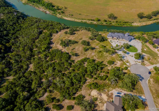 2nd image of 255 River Bend Pl, Spring Branch, TX 78070 | MLS# 2003986