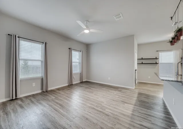 Photo 4 of Single family home for sale at 3433 Canyon Rdg, Seguin, TX 78155 | MLS# 2004019 | Listing updated on 2026-09-27