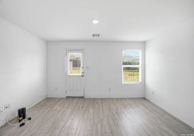 Photo 3 of Single family home for sale at 5507 Elm Valley Dr, San Antonio, TX 78242 | MLS# 2004035 | Listing updated on 2026-09-17