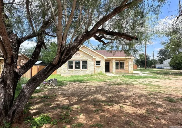 1st image of 8207 1st, Somerset, TX 78069 | MLS# 2004049