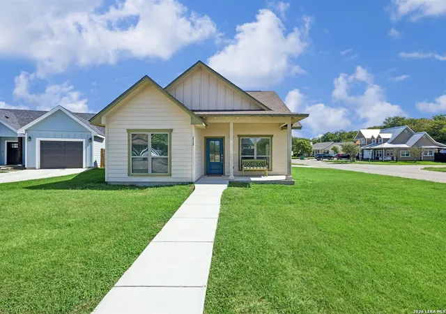 2nd image of 315 Sage Cir, Blanco, TX 78606 | MLS# 2004084