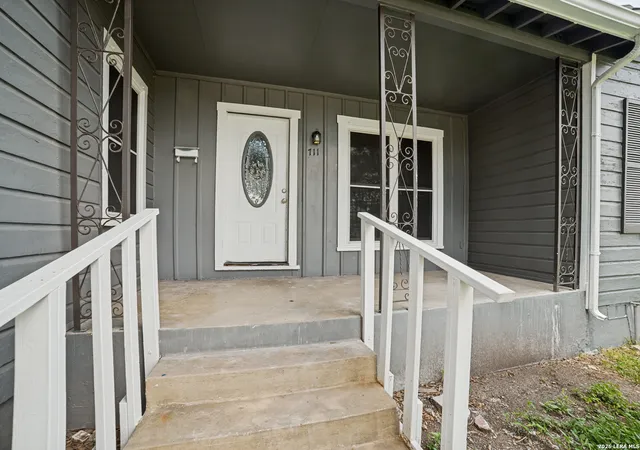 Photo 2 of Single family home for sale at 711 John Adams, San Antonio, TX 78228 | MLS# 2004124 | Listing updated on 2026-09-14