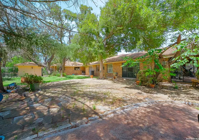 Photo 30 of Single family home for sale at 104 Braeburn Cir, Kerrville, TX 78028 | MLS# 2004137 | Listing updated on 2026-10-08