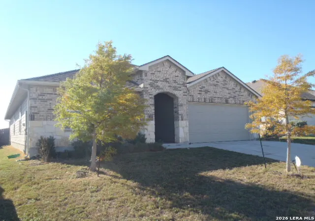 Photo 3 of Single family home for sale at 804 Pronghorn Trl, Seguin, TX 78155 | MLS# 2004161 | Listing updated on 2026-10-10