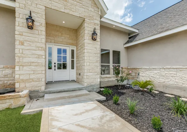 29th image of 716 County Road 6847, Lytle, TX 78052 | MLS# 2004194