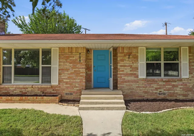 Photo 3 of Single family home for sale at 758 Carl Dr, New Braunfels, TX 78130 | MLS# 2004209 | Listing updated on 2026-09-27