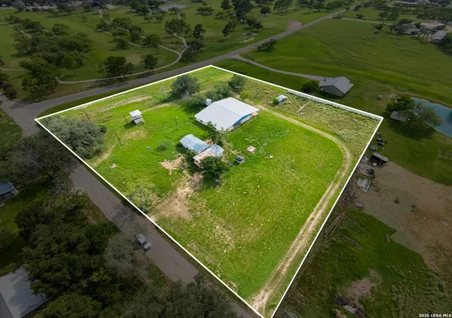 5th image of 2721 County Road 676, Devine, TX 78016 | MLS# 2004210