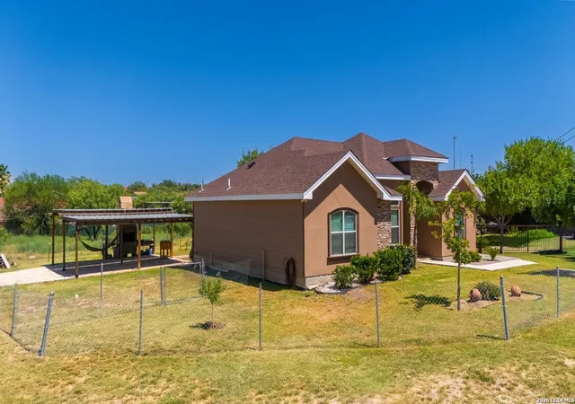 Photo 3 of Sale Pending at 3674 Elk, Eagle Pass, TX 78852 | MLS# 2004217 | Listing updated on 2026-08-19