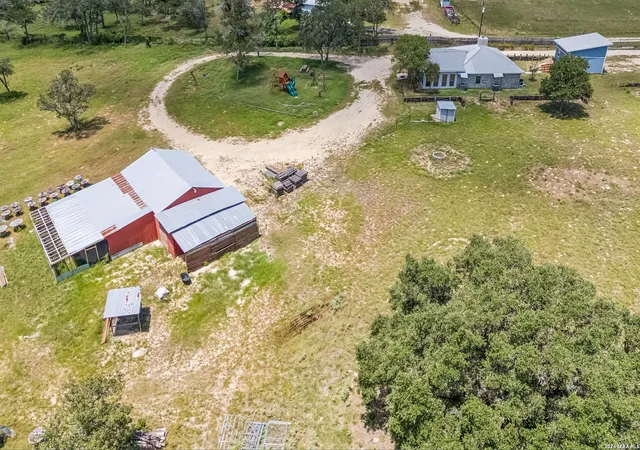 47th image of 661 Hickory Forrest Dr, Seguin, TX 78155 | MLS# 2004221