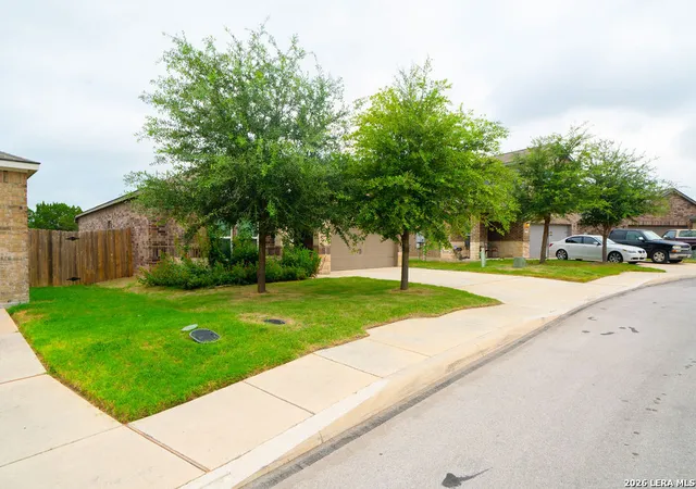 Photo 3 of Sale Pending at 12611 Shoreline Dr, San Antonio, TX 78254 | MLS# 2004257 | Listing updated on 2026-09-10