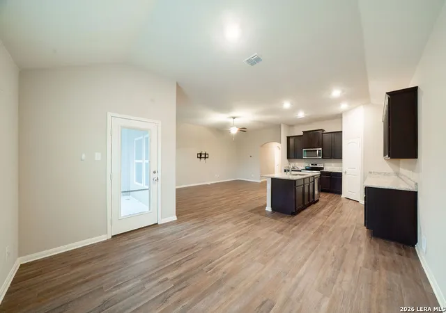 Photo 4 of Sale Pending at 12611 Shoreline Dr, San Antonio, TX 78254 | MLS# 2004257 | Listing updated on 2026-09-10