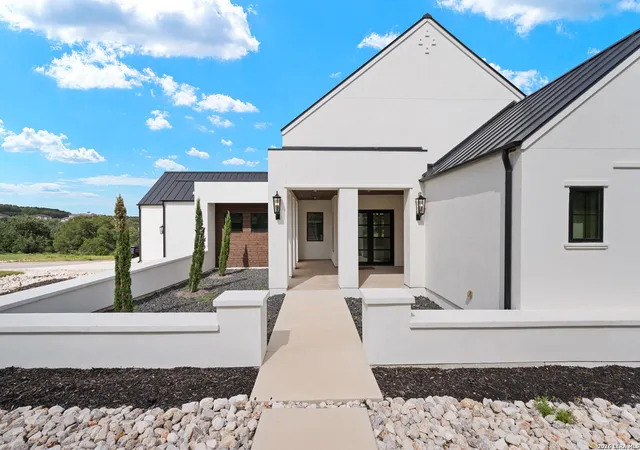 Photo 3 of Single family home for sale at 9527 Midsomer Pl, San Antonio, TX 78255 | MLS# 2004262 | Listing updated on 2026-09-11