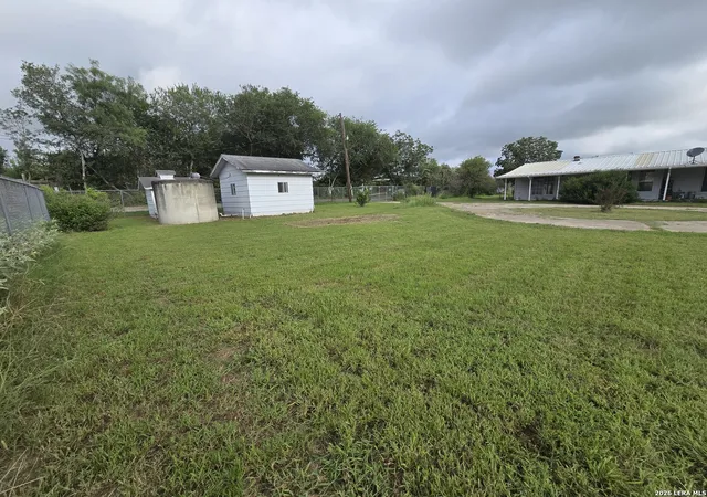 Photo 3 of Single family home for sale at 17490 Interstate 35, Atascosa, TX 78002 | MLS# 2004275 | Listing updated on 2026-08-10