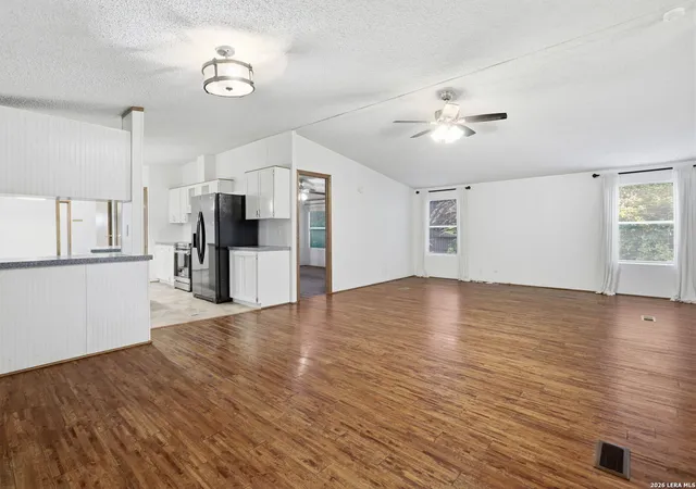 4th image of 4006 County Road 382, San Antonio, TX 78253 | MLS# 2004281