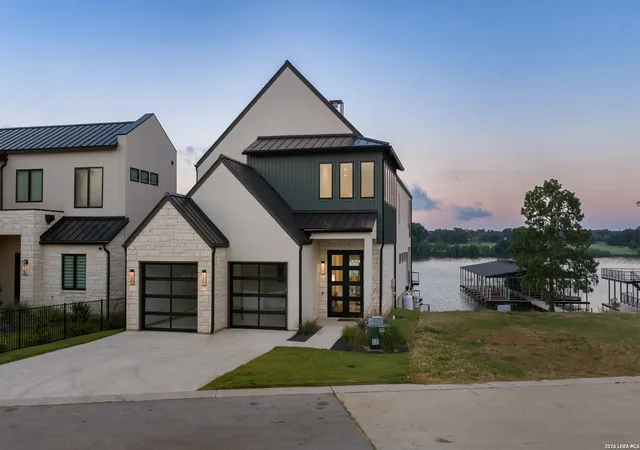 3rd image of 144 Riverfront Ln, Kingsland, TX 78639 | MLS# 2004288