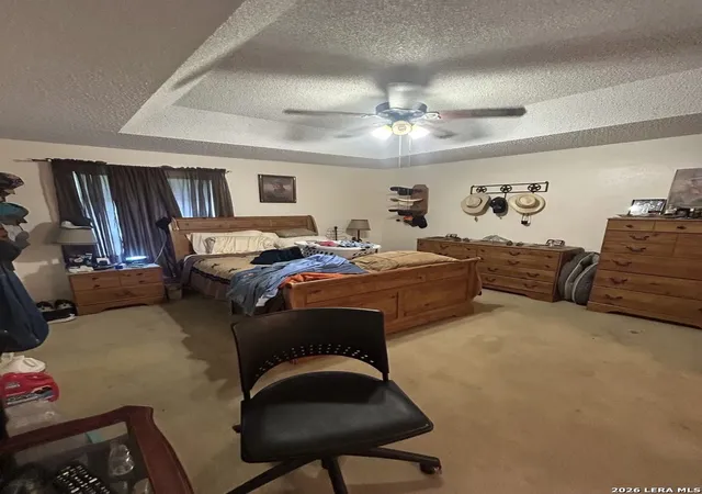 Photo 4 of Sale Pending at 206 High Oak, Universal City, TX 78148 | MLS# 2004289 | Listing updated on 2026-08-31