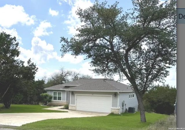 Photo 1 of Single family home for sale at 250 Deer Run Pass, Canyon Lake, TX 78133 | MLS# 2004293 | Listing updated on 2026-10-23
