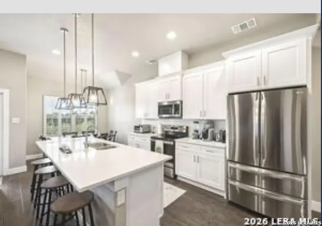 Photo 2 of Single family home for sale at 250 Deer Run Pass, Canyon Lake, TX 78133 | MLS# 2004293 | Listing updated on 2026-10-23