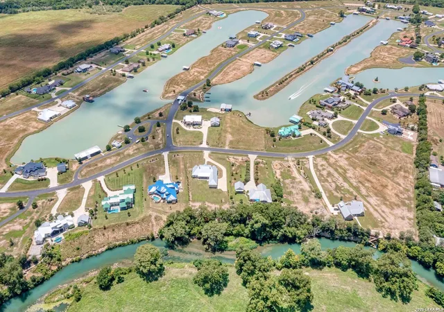 4th image of 108 River Lakes Ln, Martindale, TX 78655 | MLS# 2004312