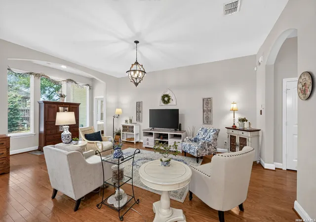 4th image of 256 Gardner Cv, Cibolo, TX 78108 | MLS# 2004322