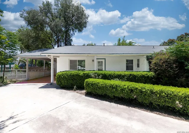 2nd image of 354 356 Bobolink, New Braunfels, TX 78130 | MLS# 2004328