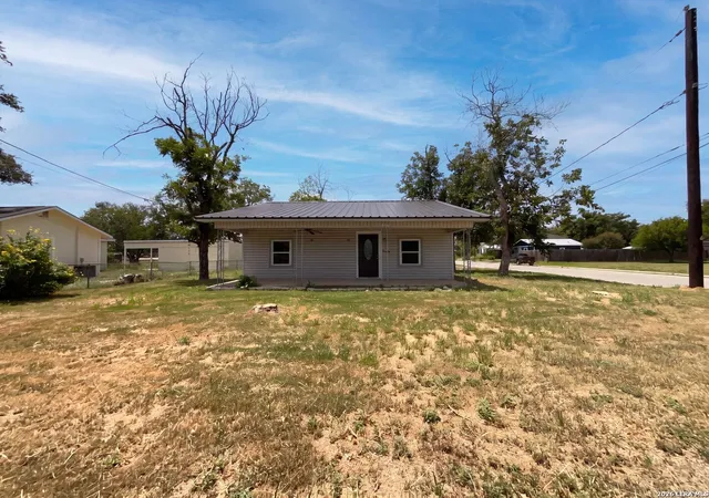 1st image of 725 Kelly St, Poteet, TX 78065 | MLS# 2004343