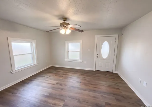 Photo 3 of Single family home for sale at 725 Kelly St, Poteet, TX 78065 | MLS# 2004343 | Listing updated on 2026-09-18